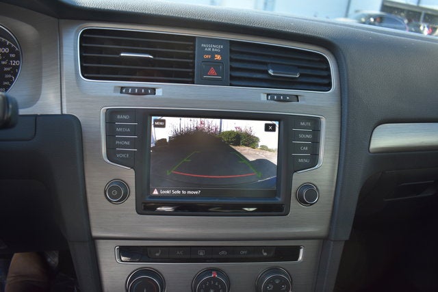 2017 Volkswagen Golf S