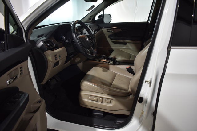 2020 Honda Pilot Touring 7-Passenger