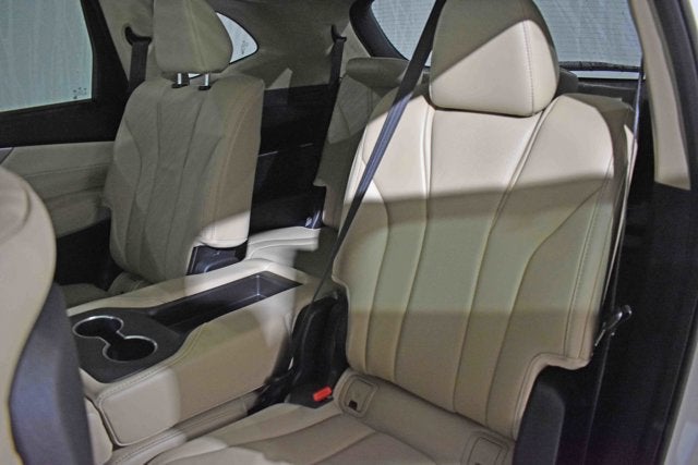 2023 Acura MDX w/Technology Package