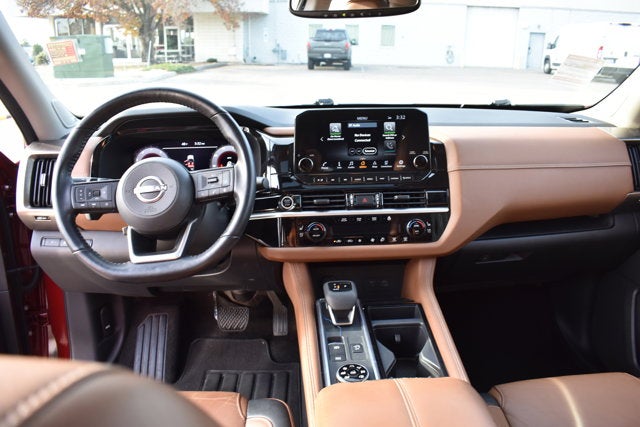 2022 Nissan Pathfinder Platinum