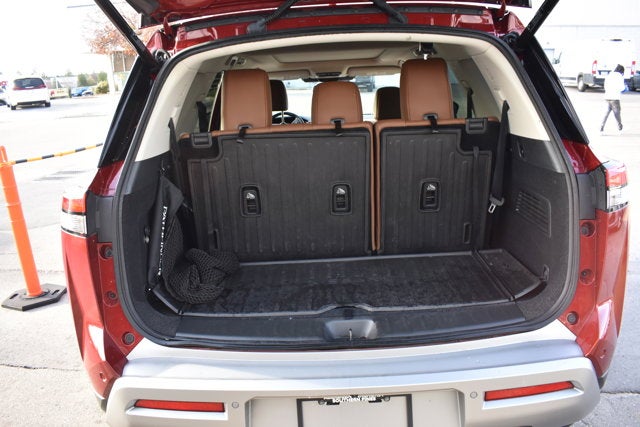 2022 Nissan Pathfinder Platinum