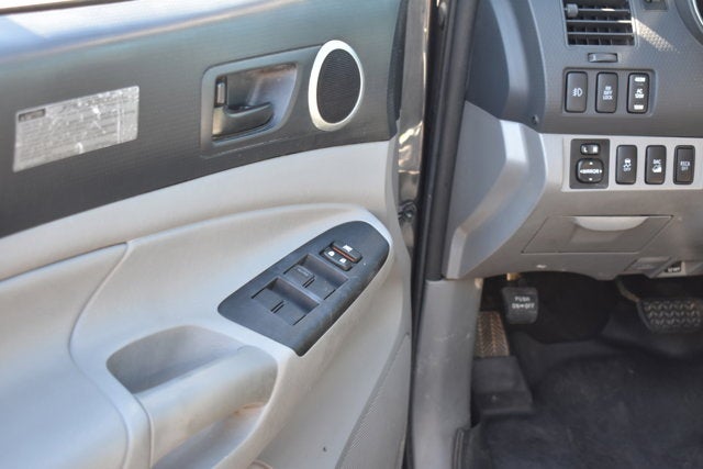 2013 Toyota Tacoma Base