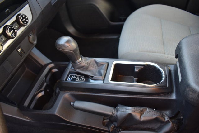 2017 Toyota Tacoma SR