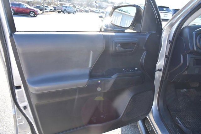 2017 Toyota Tacoma SR