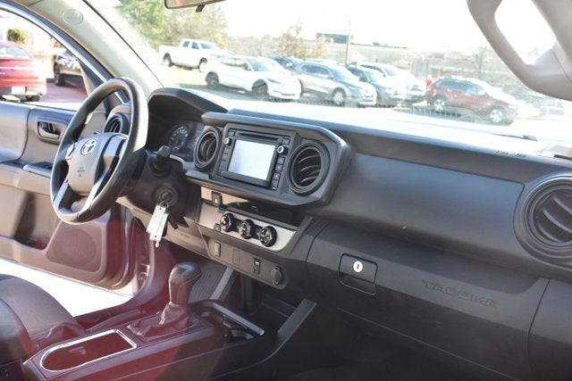 2017 Toyota Tacoma SR