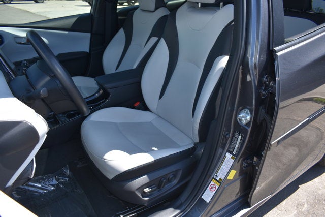 2022 Toyota Prius Limited