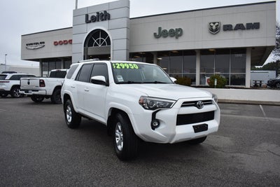 2022 Toyota 4Runner SR5
