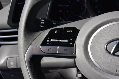 2023 Hyundai Elantra SE