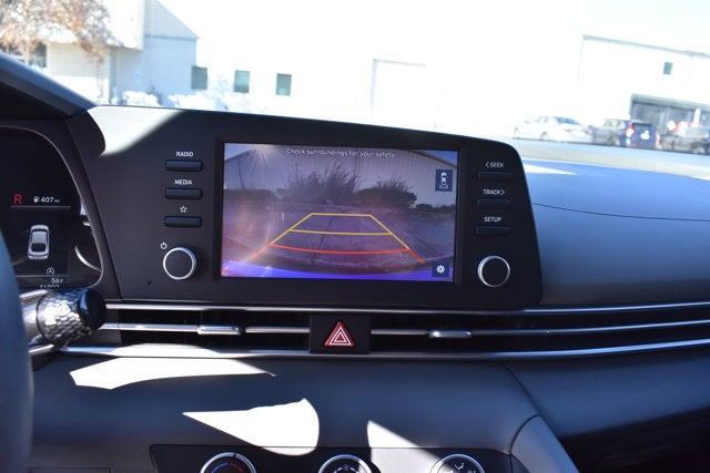 2023 Hyundai Elantra SE