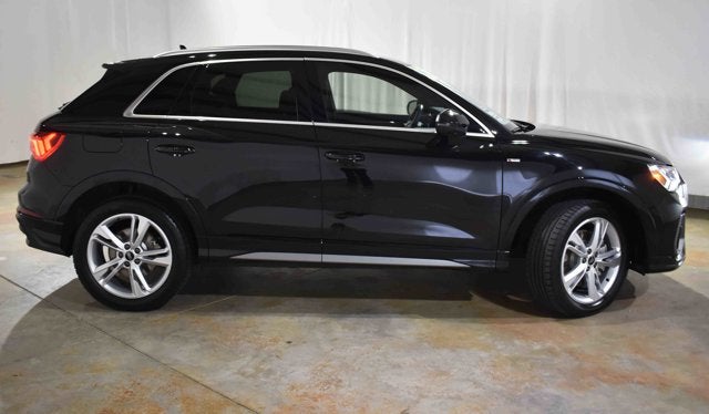 2024 Audi Q3 S line Premium