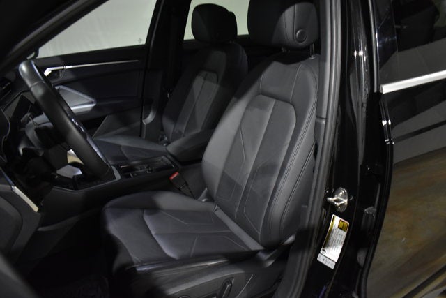 2024 Audi Q3 S line Premium