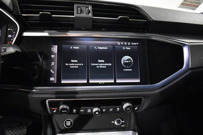 2024 Audi Q3 S line Premium