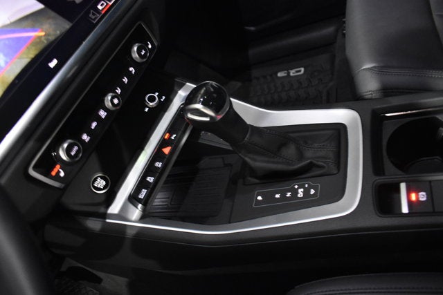 2024 Audi Q3 S line Premium