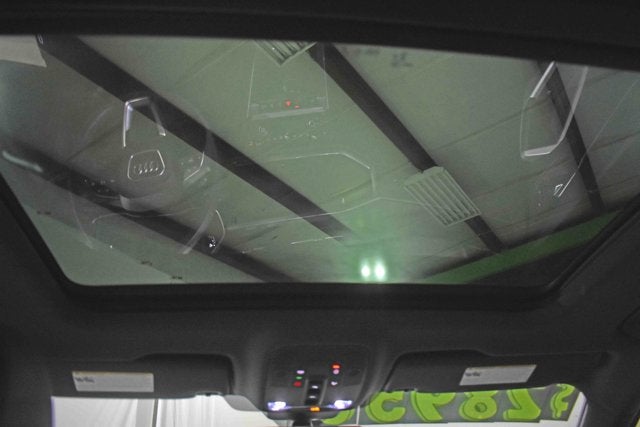 2024 Audi Q3 S line Premium