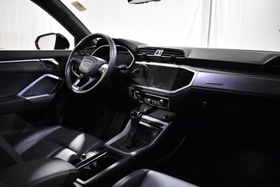 2024 Audi Q3 S line Premium