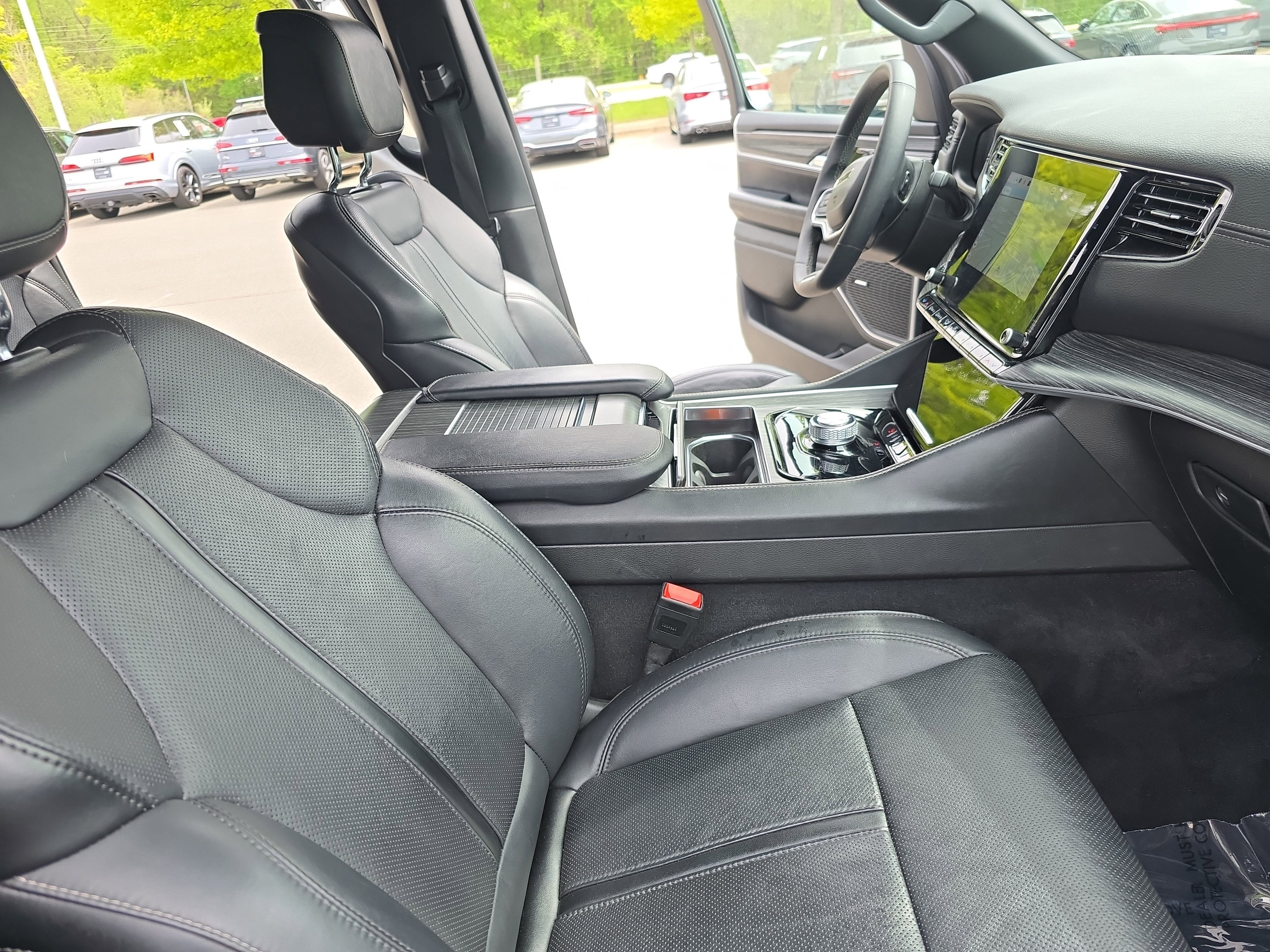 2024 Jeep Wagoneer L Series II