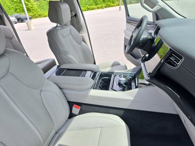 2024 Jeep Wagoneer L Base