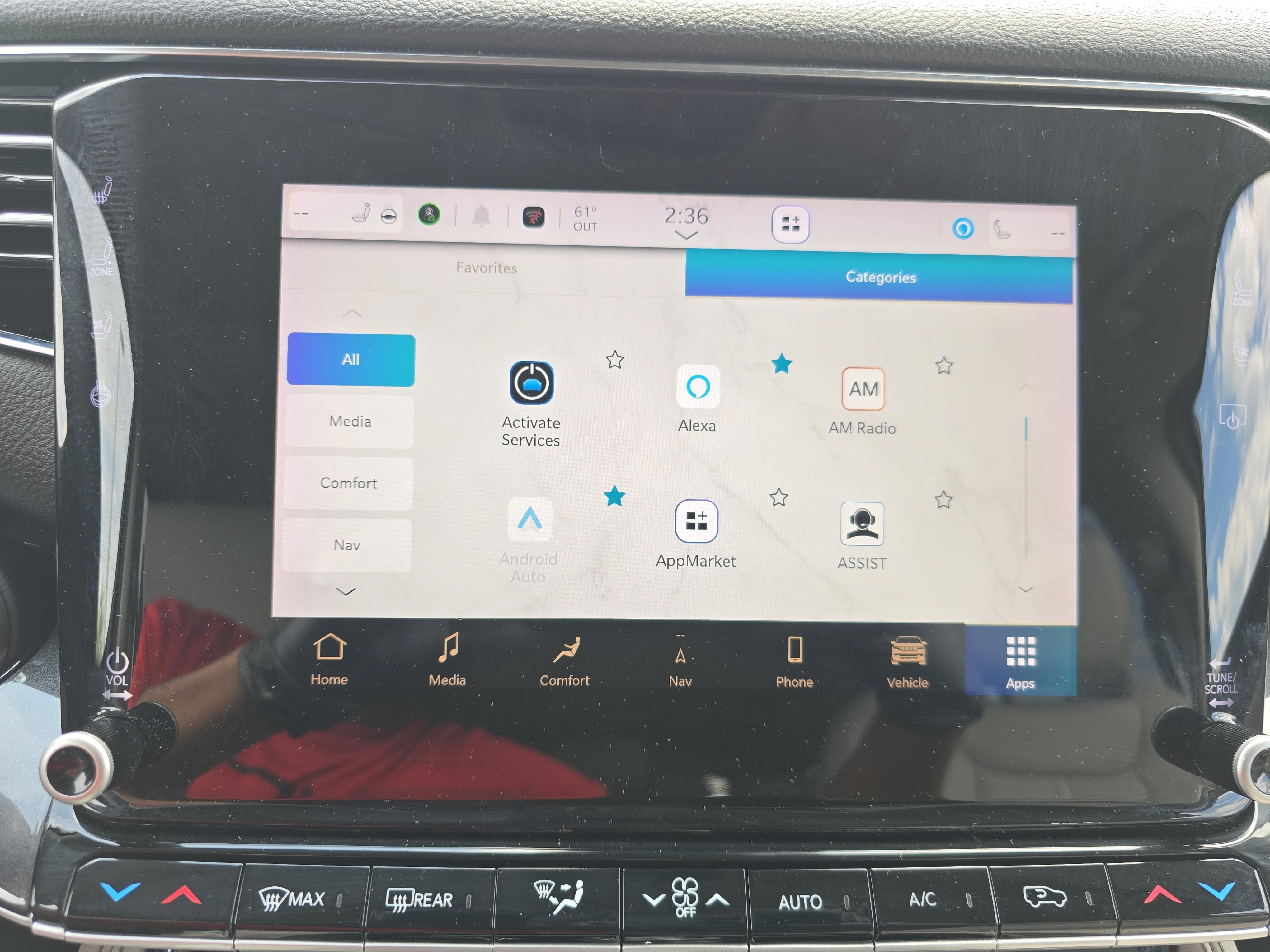 2024 Jeep Wagoneer L Base