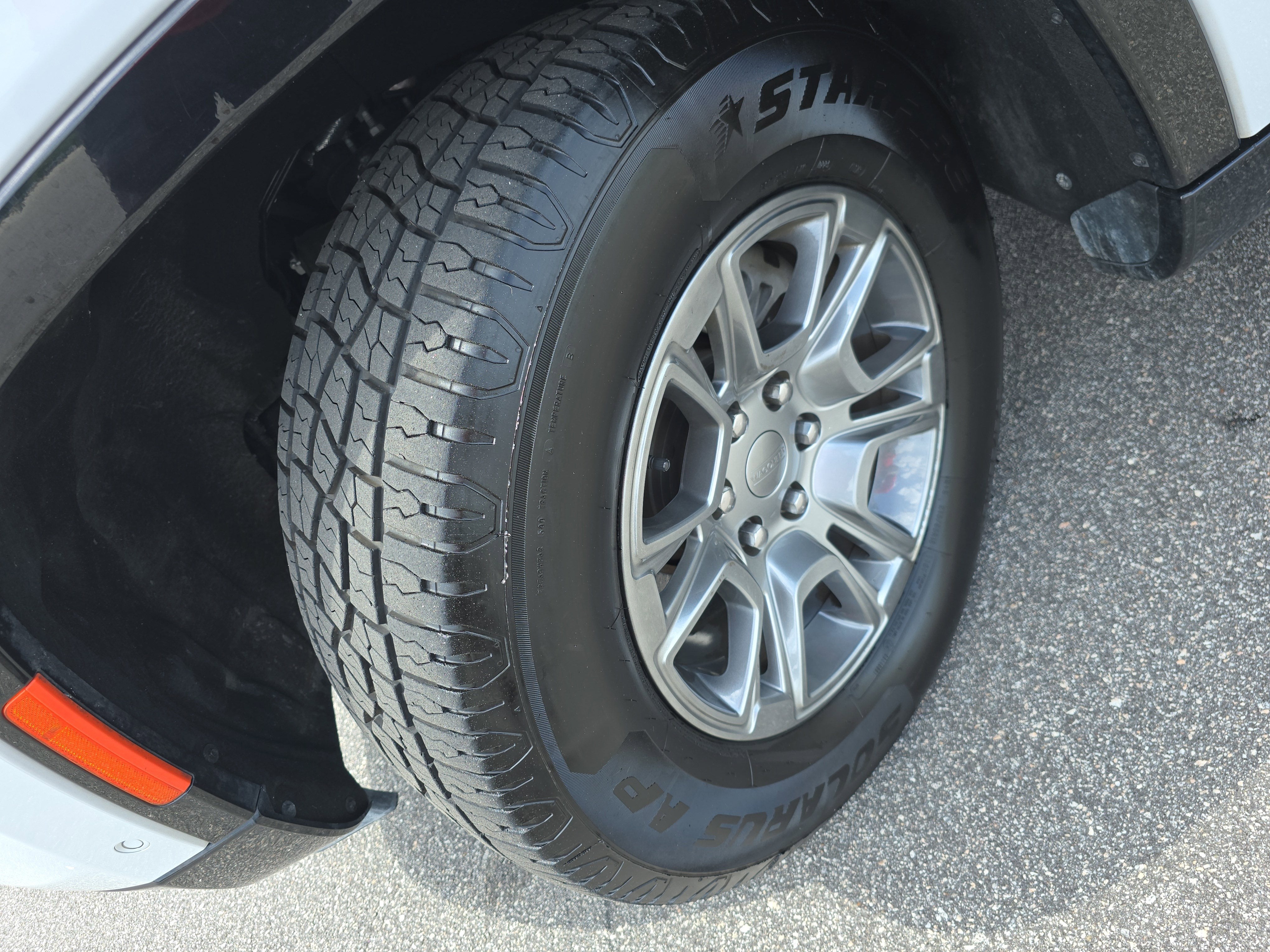 2024 Jeep Wagoneer L Base