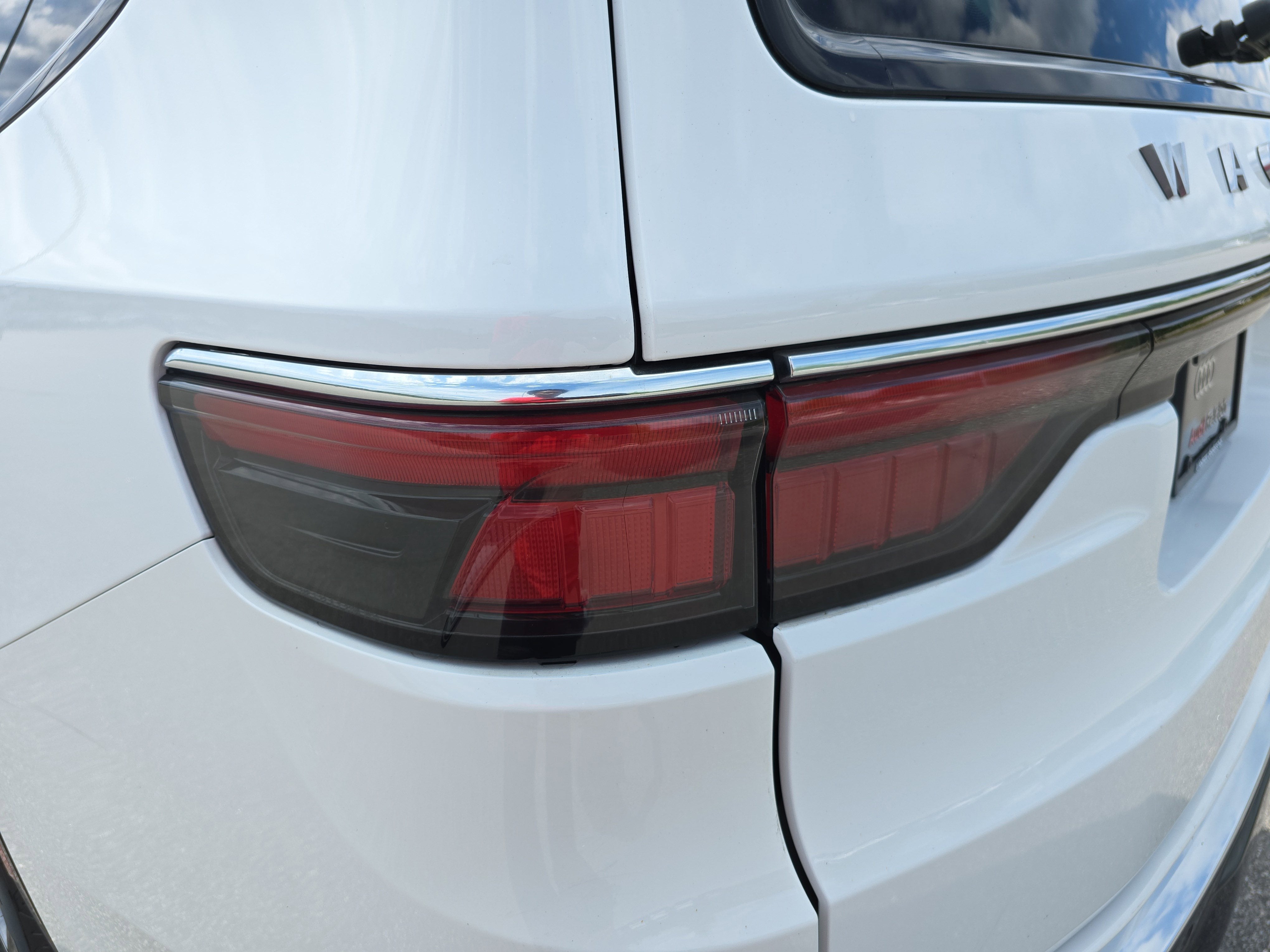 2024 Jeep Wagoneer L Base