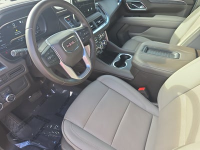 2023 GMC Yukon SLT