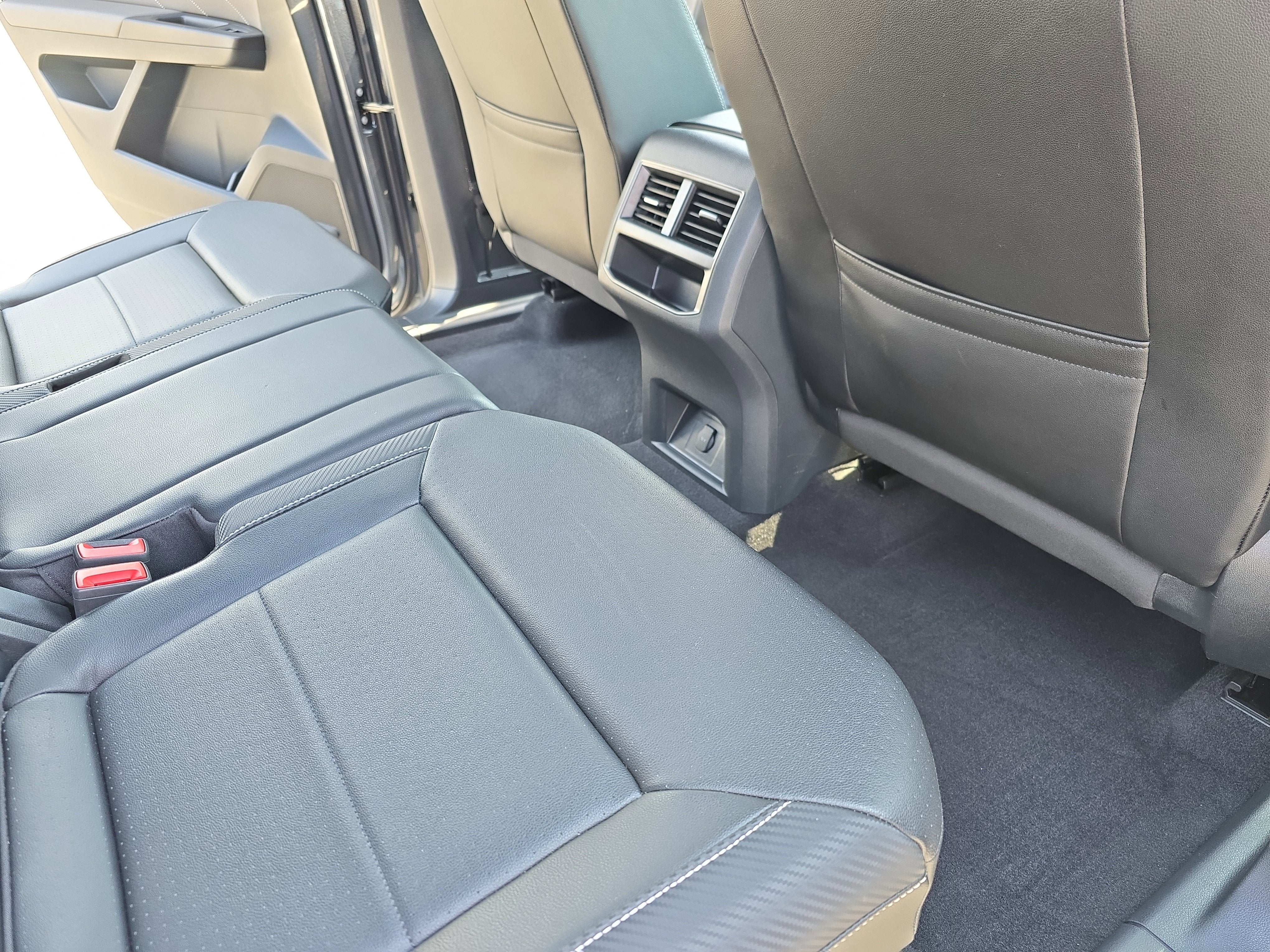 2022 Volkswagen Atlas Cross Sport 2.0T SE