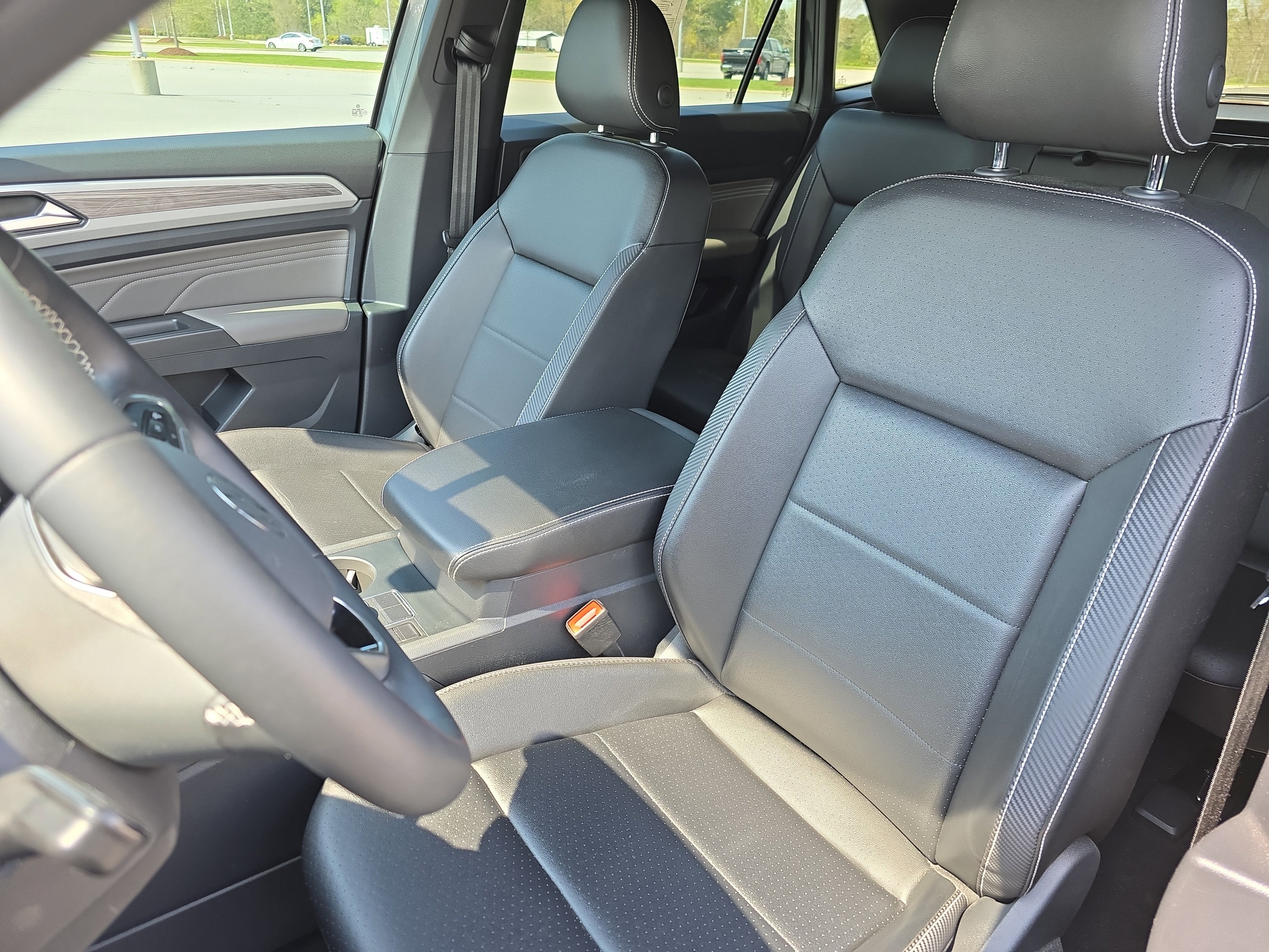 2022 Volkswagen Atlas Cross Sport 2.0T SE