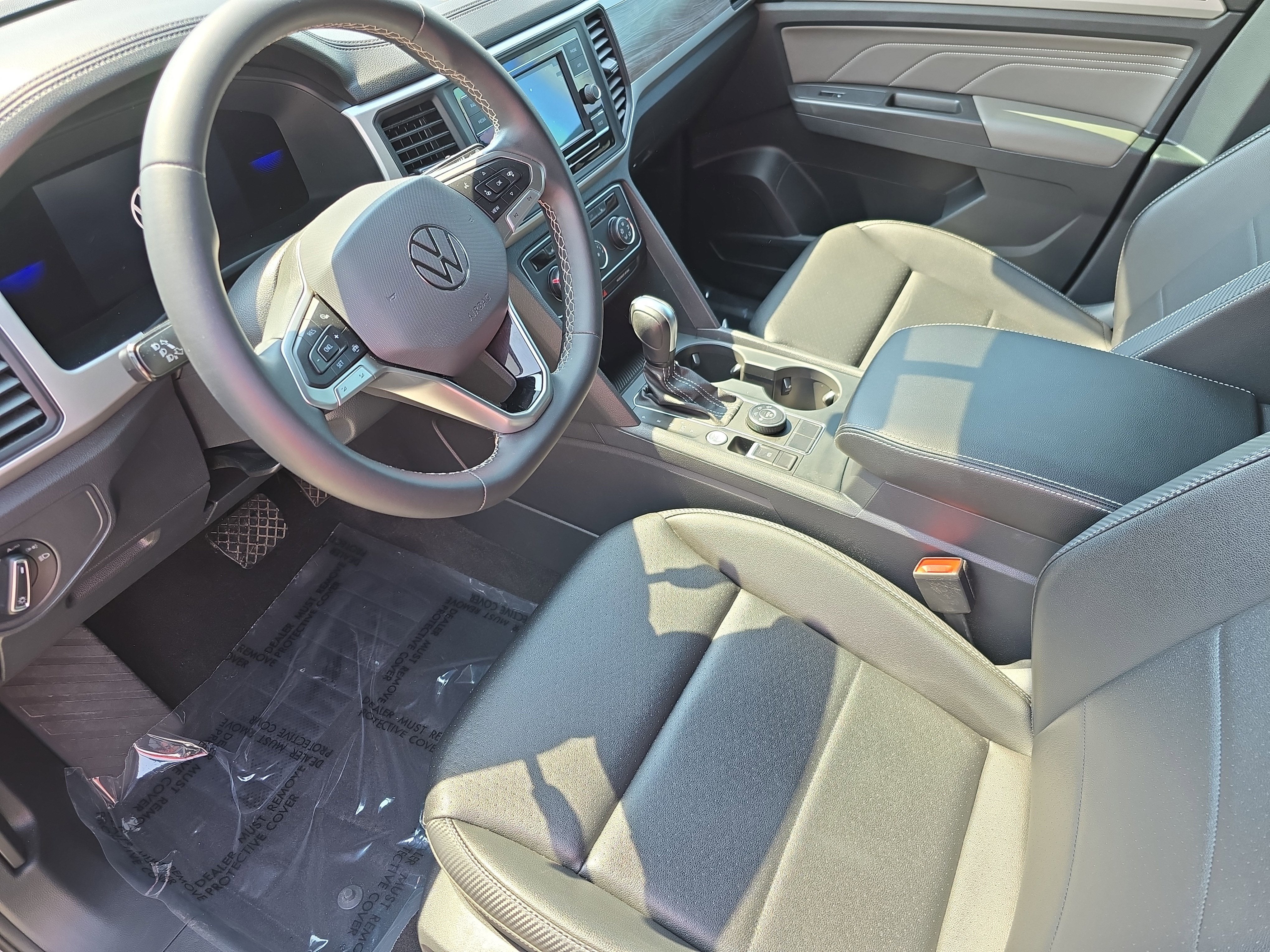 2022 Volkswagen Atlas Cross Sport 2.0T SE