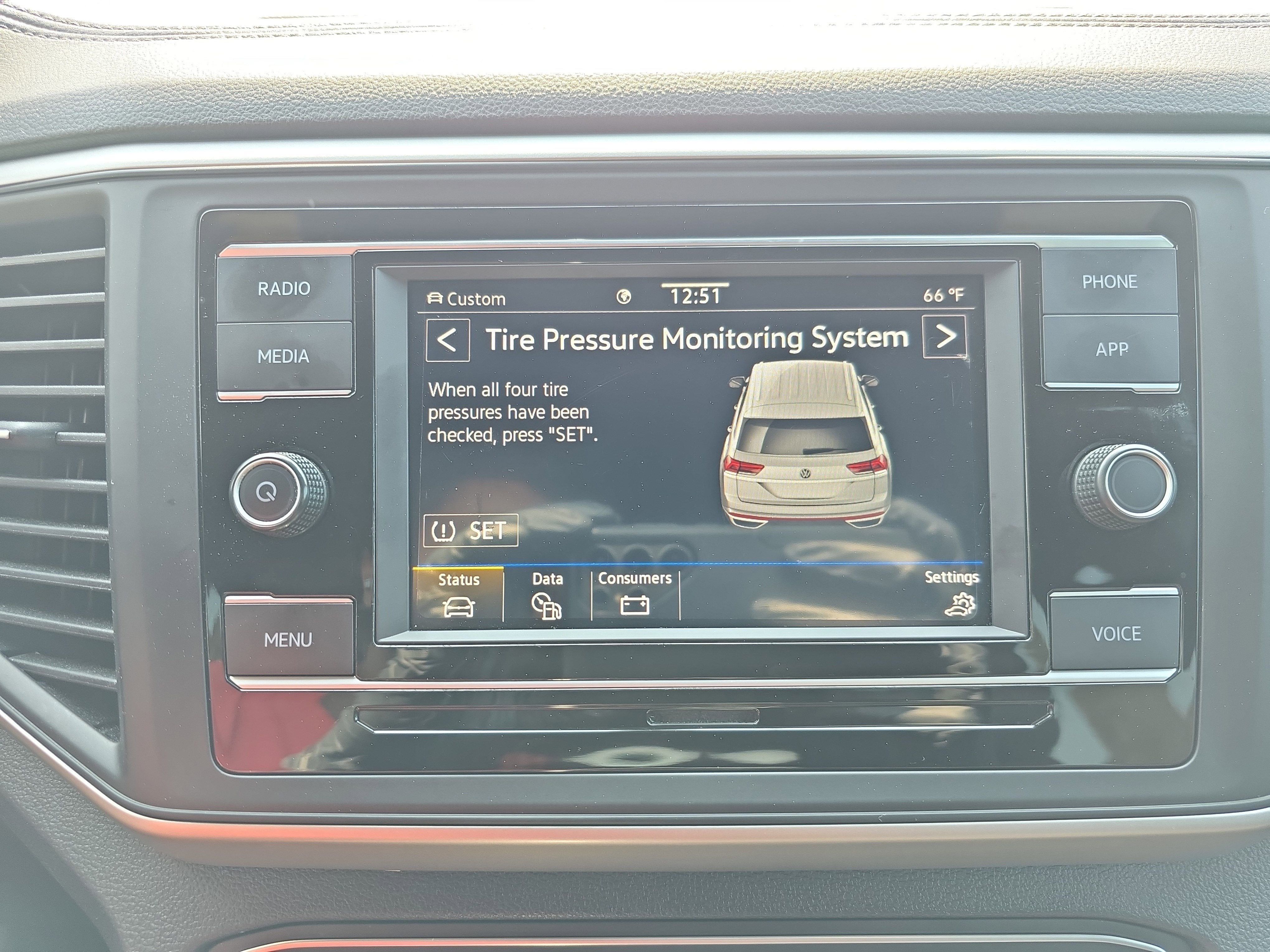 2022 Volkswagen Atlas Cross Sport 2.0T SE