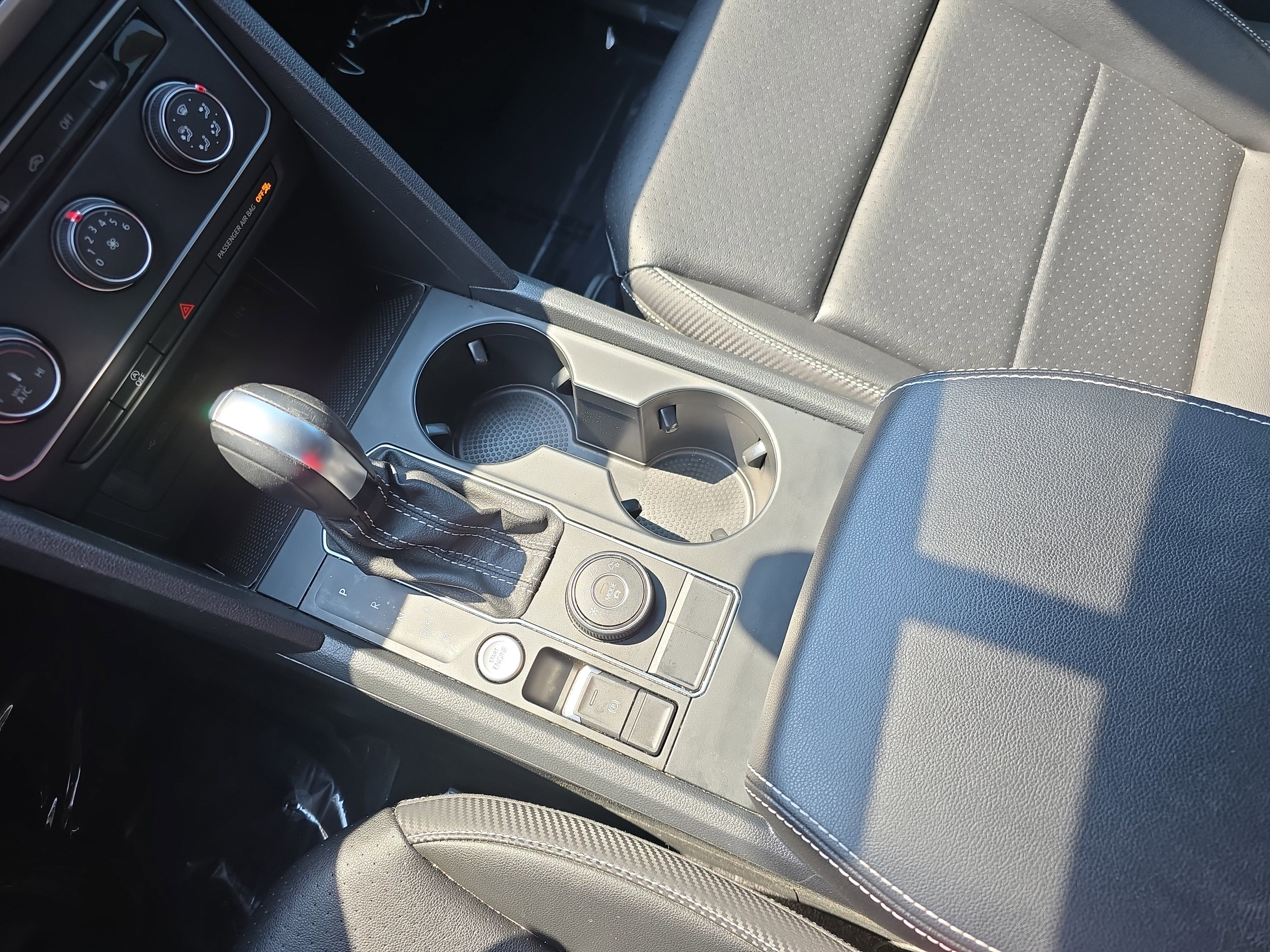 2022 Volkswagen Atlas Cross Sport 2.0T SE