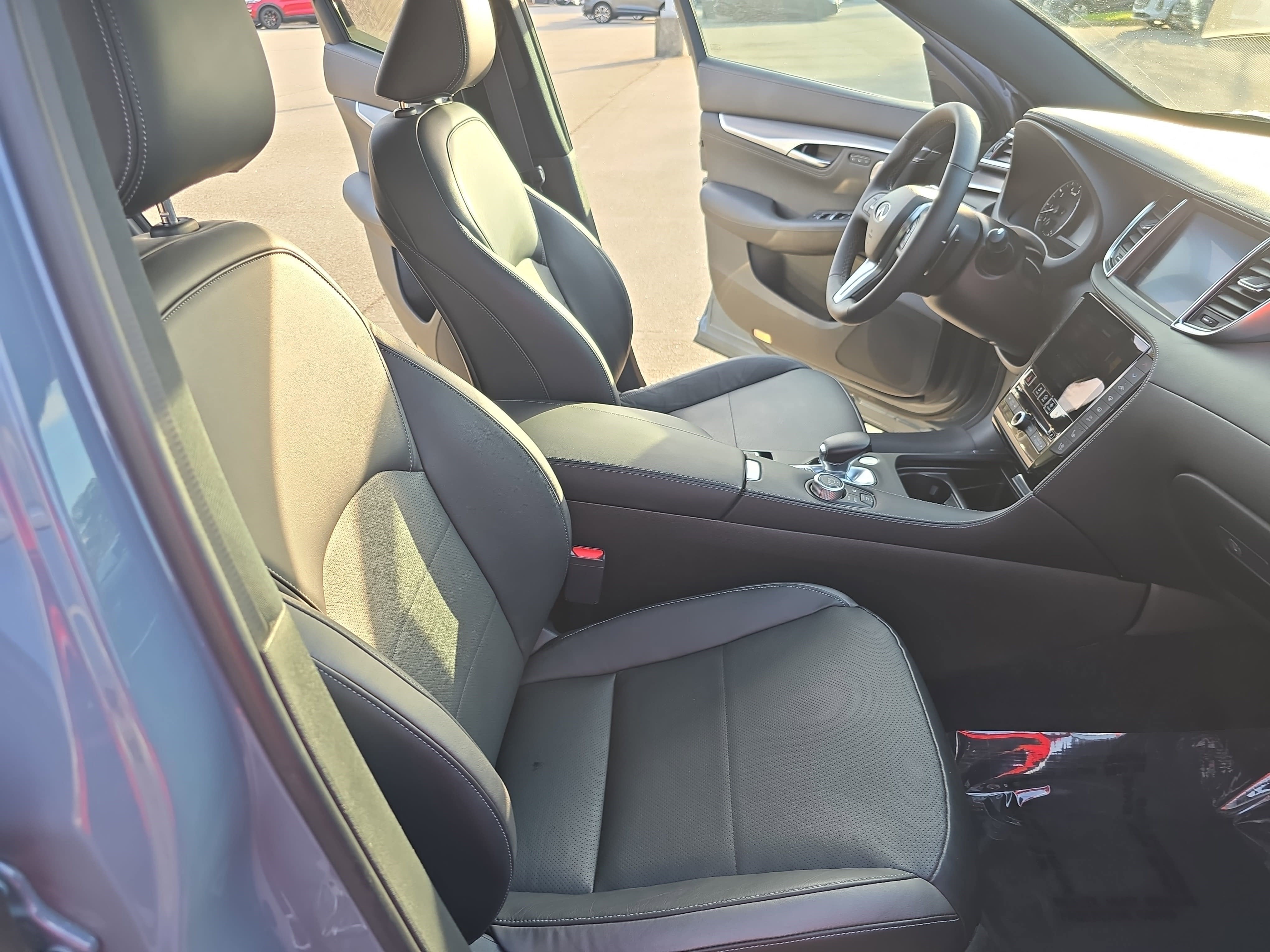 2023 INFINITI QX55 ESSENTIAL