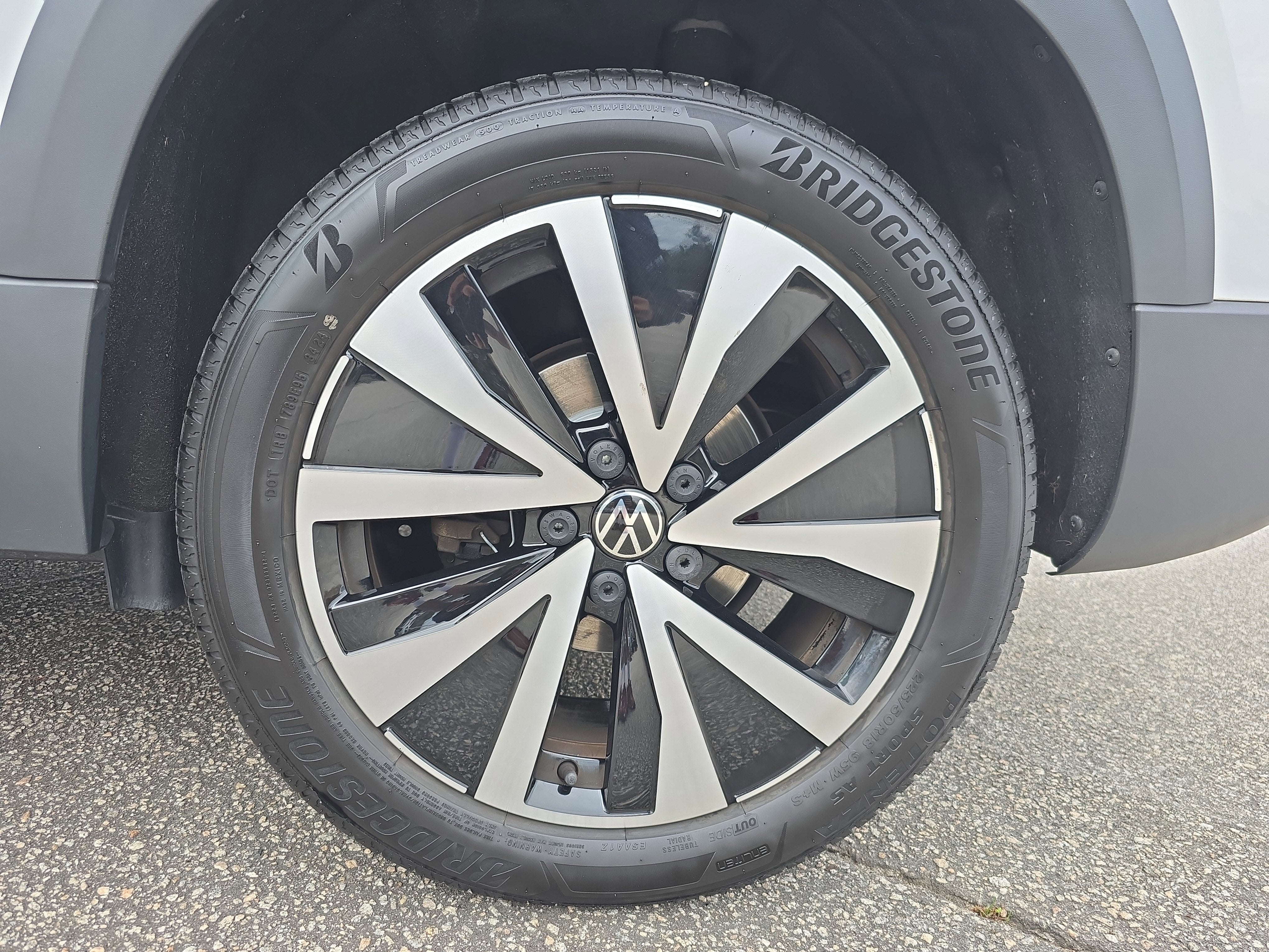 2022 Volkswagen Taos SE