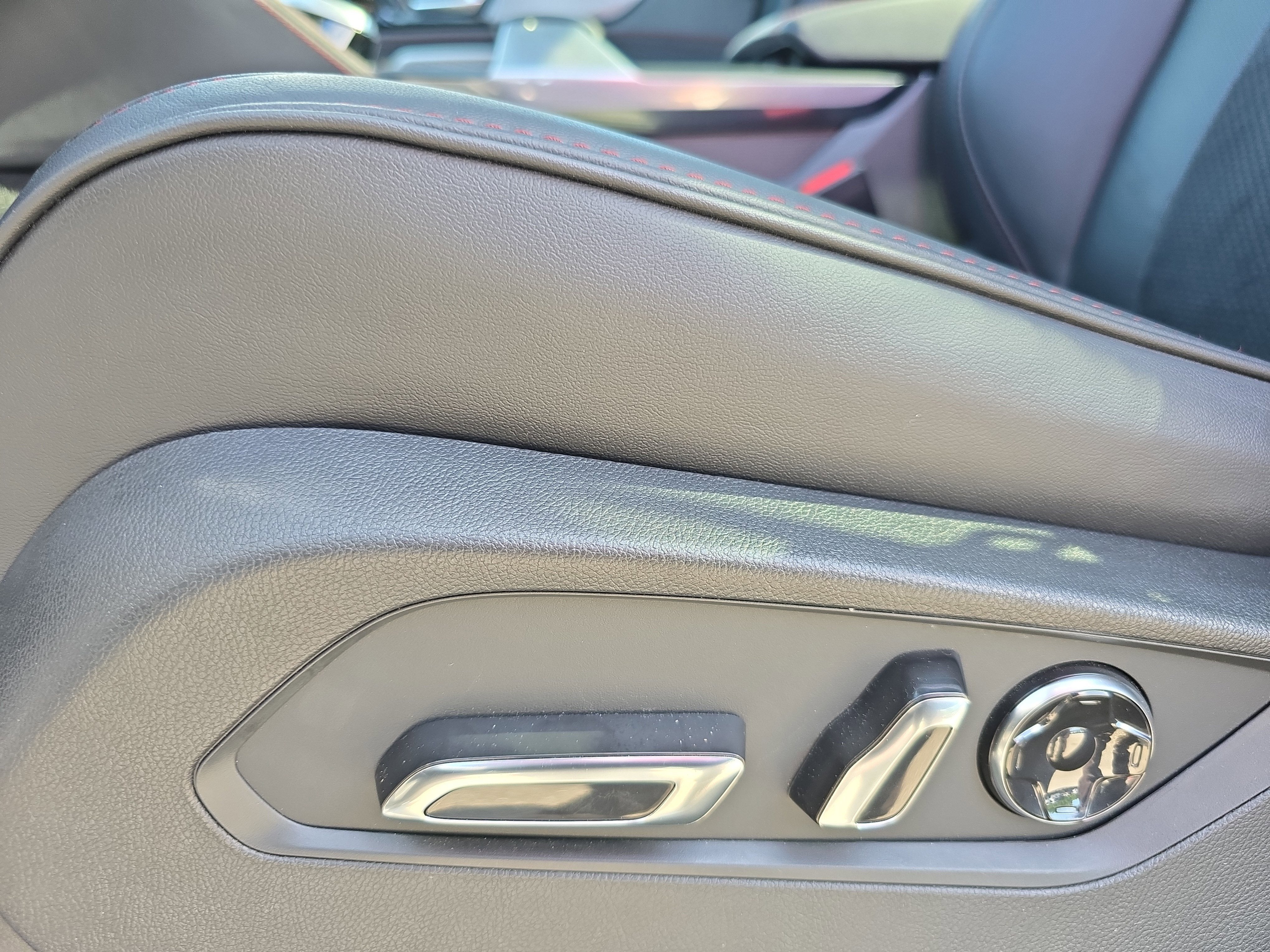 2023 Acura MDX w/A-Spec Package