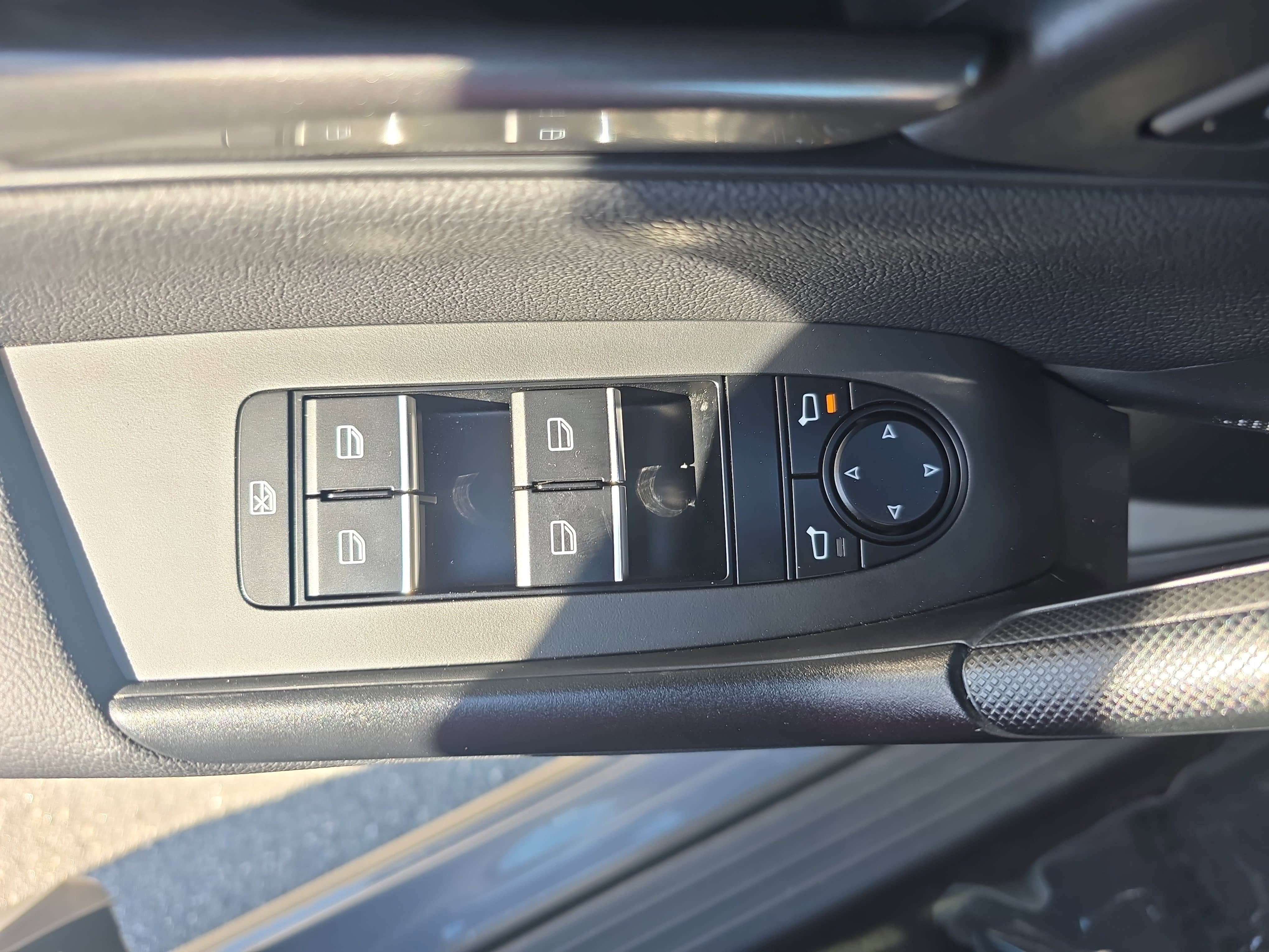 2024 Mazda Mazda CX-50 2.5 S Preferred Package