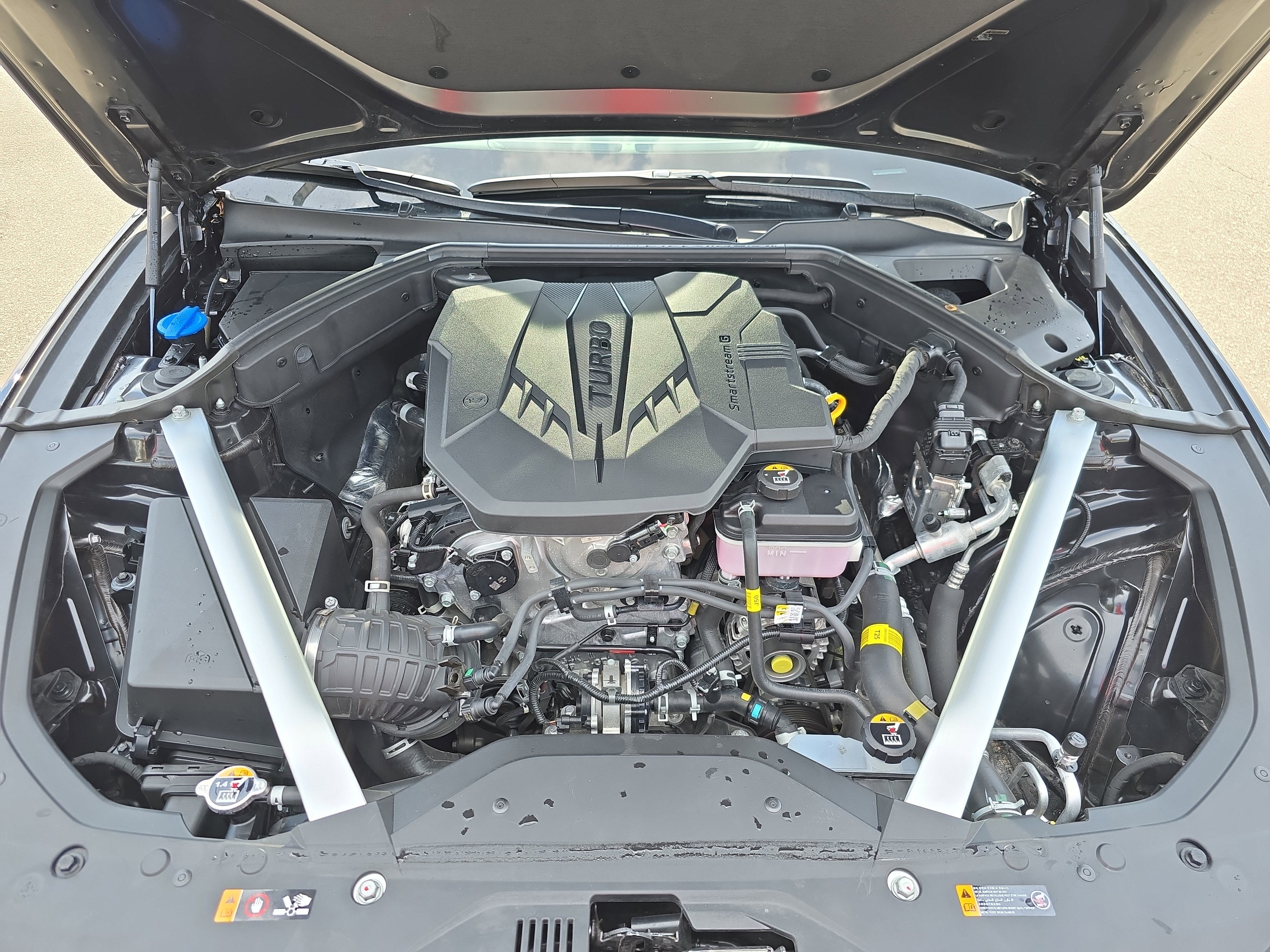 2025 Genesis G70 2.5T