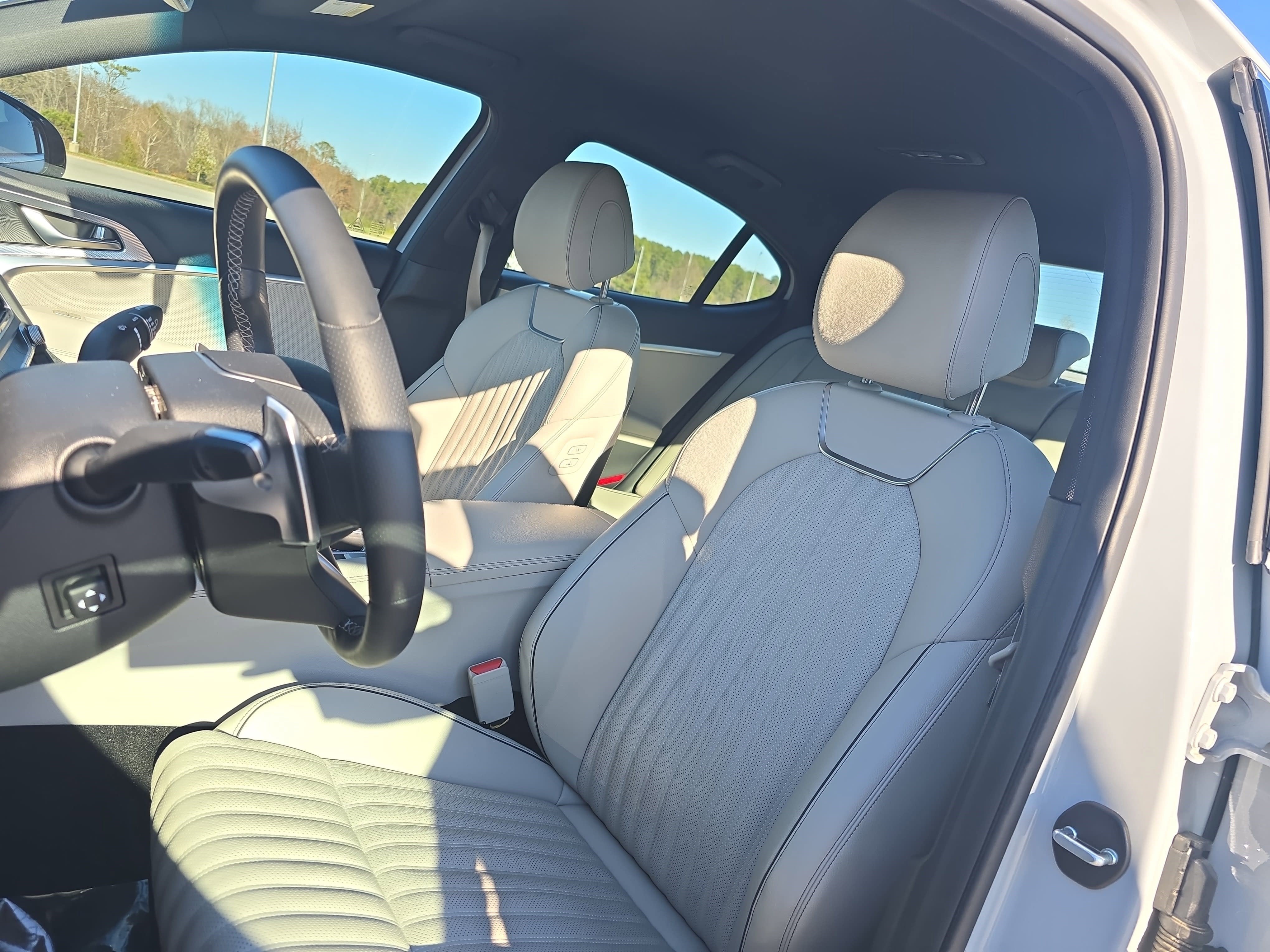 2023 Genesis G70 3.3T