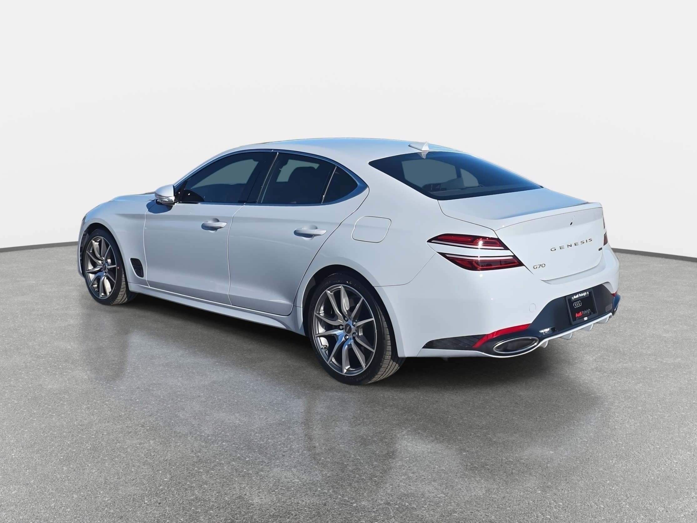 2023 Genesis G70 3.3T