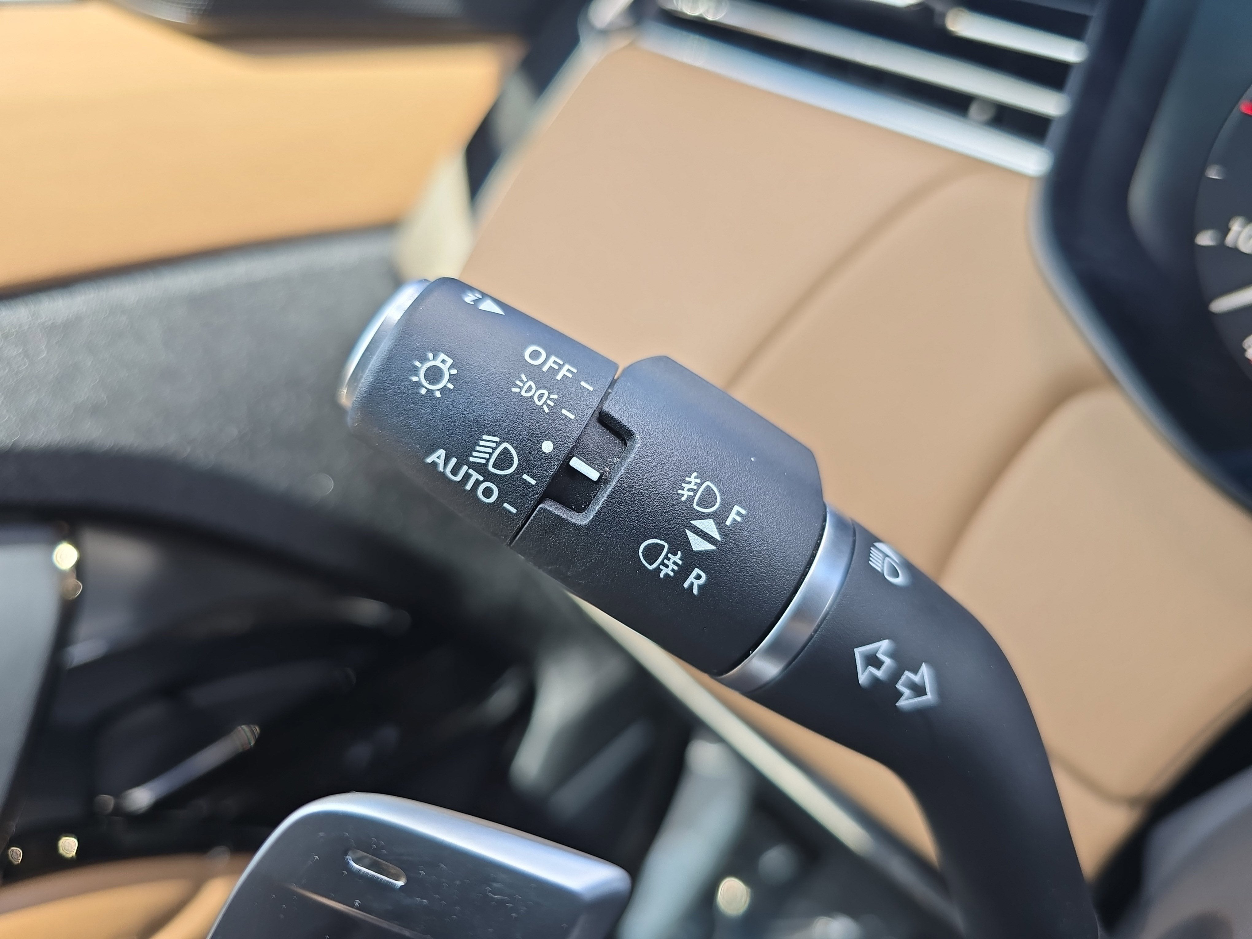 2023 Land Rover Range Rover Sport SE