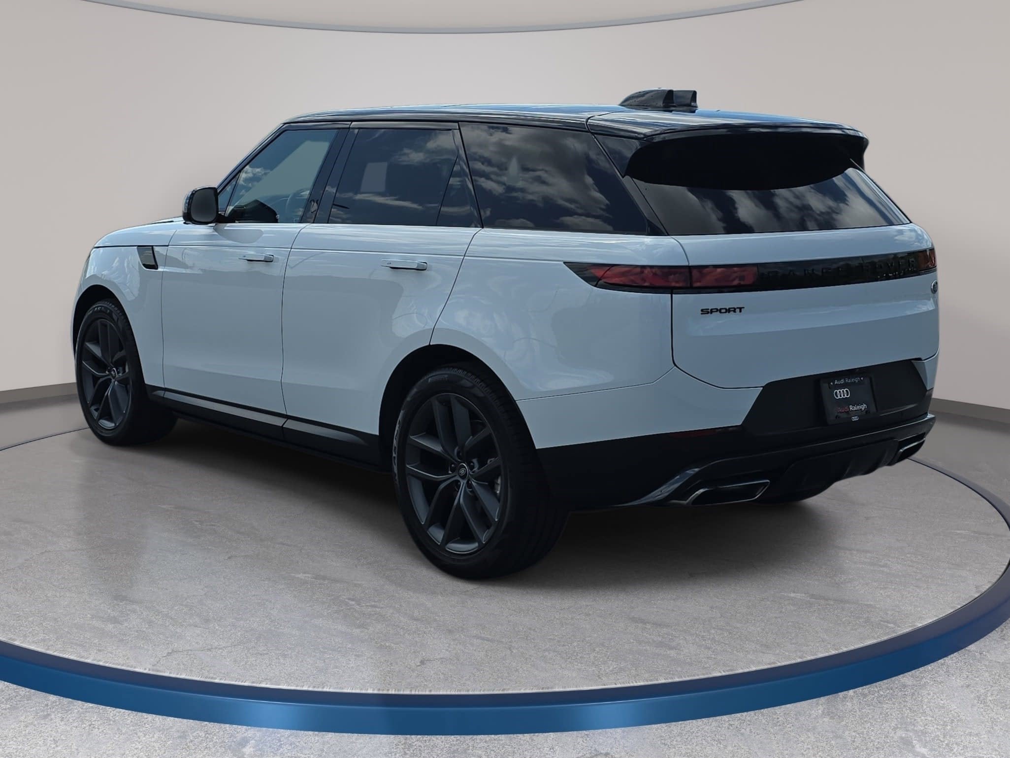 2023 Land Rover Range Rover Sport SE