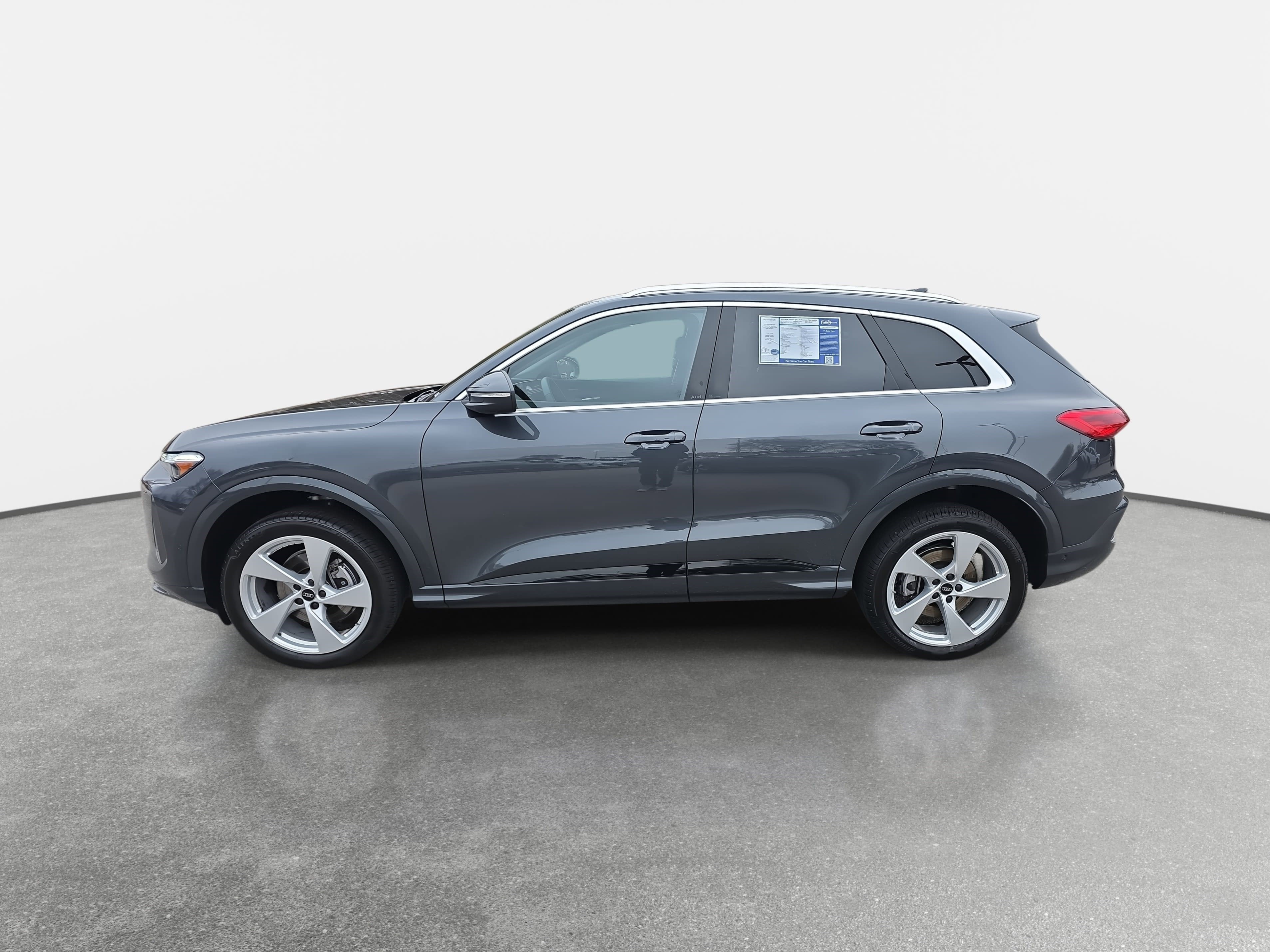 2025 Audi Q5 Premium Plus