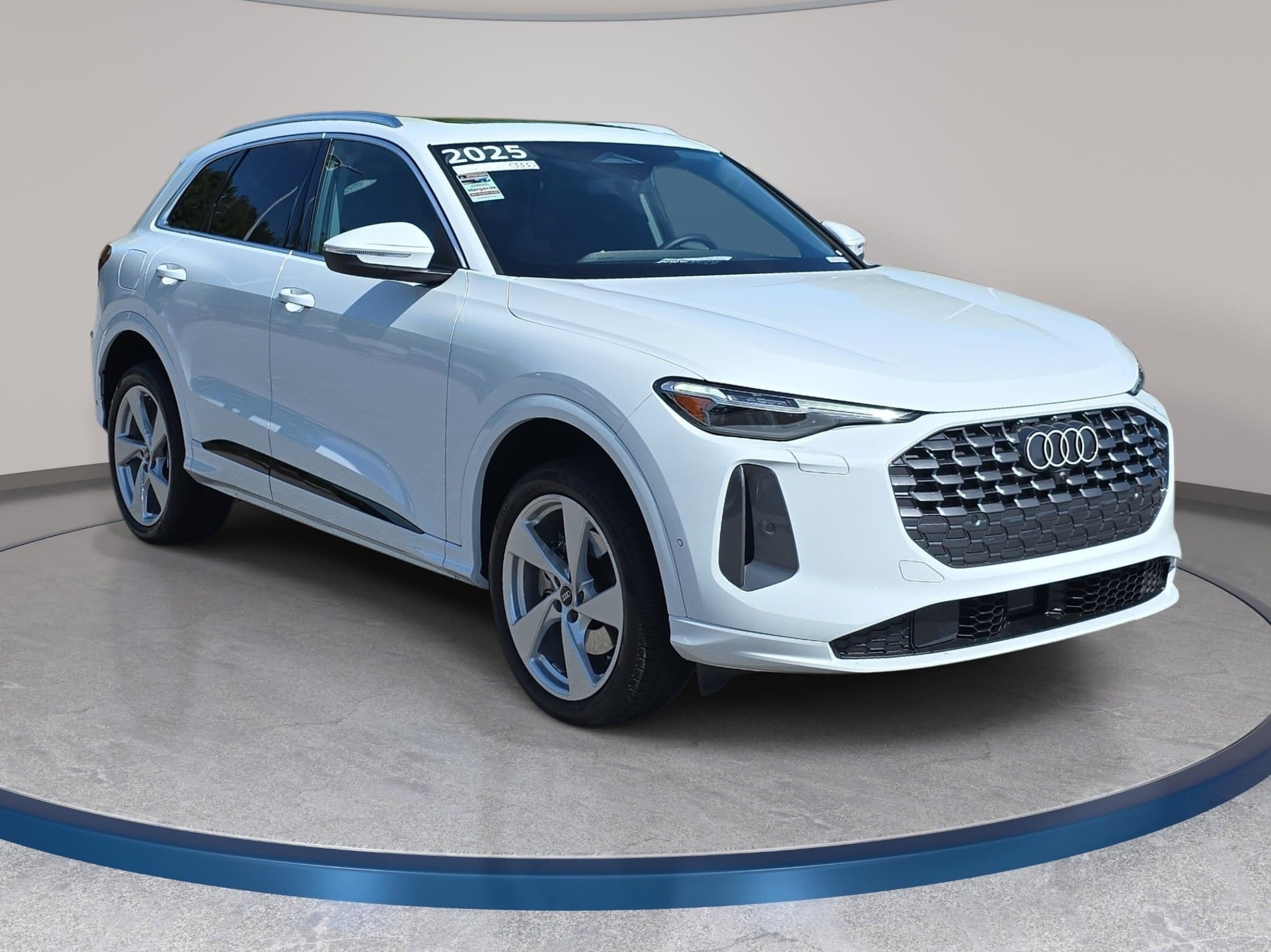 2025 Audi Q5 Premium Plus
