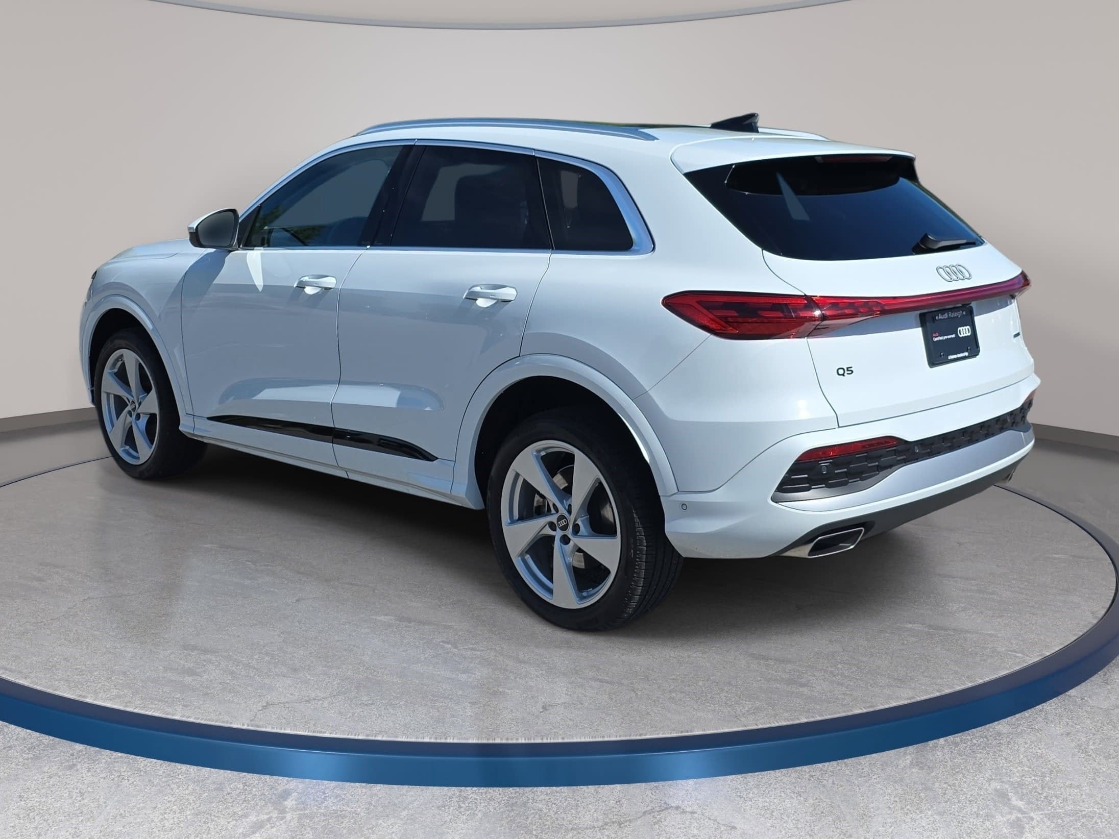 2025 Audi Q5 Premium Plus