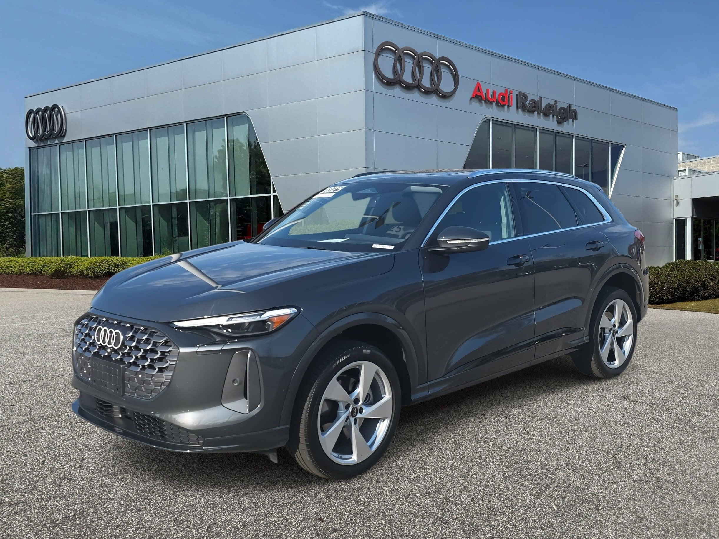 2025 Audi Q5 Premium Plus