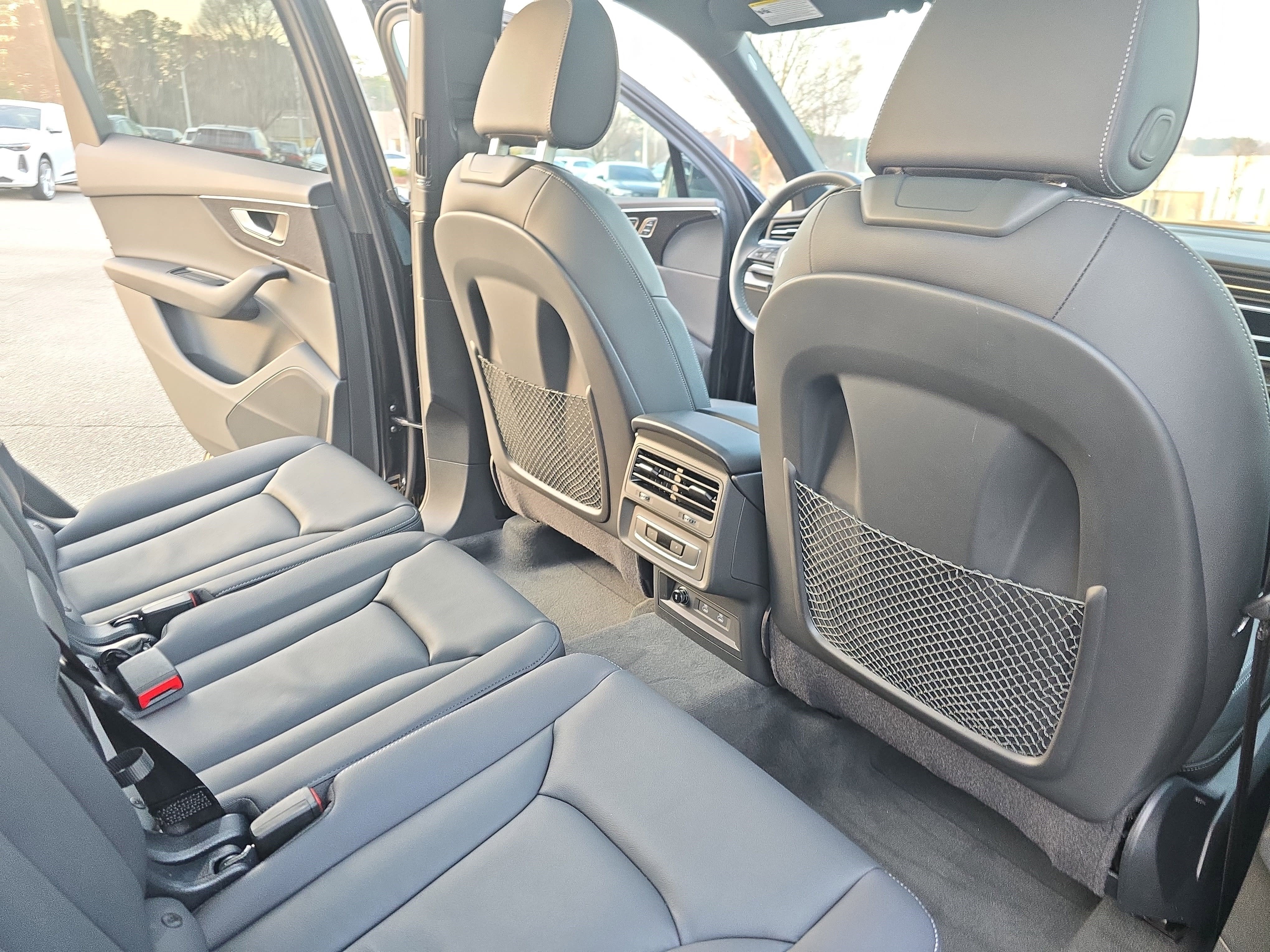 2025 Audi Q7 Premium