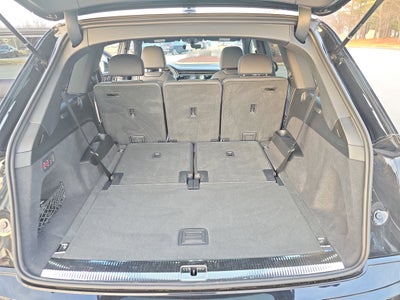 2025 Audi Q7 Premium