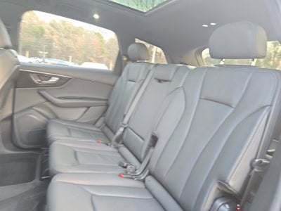 2025 Audi Q7 Premium