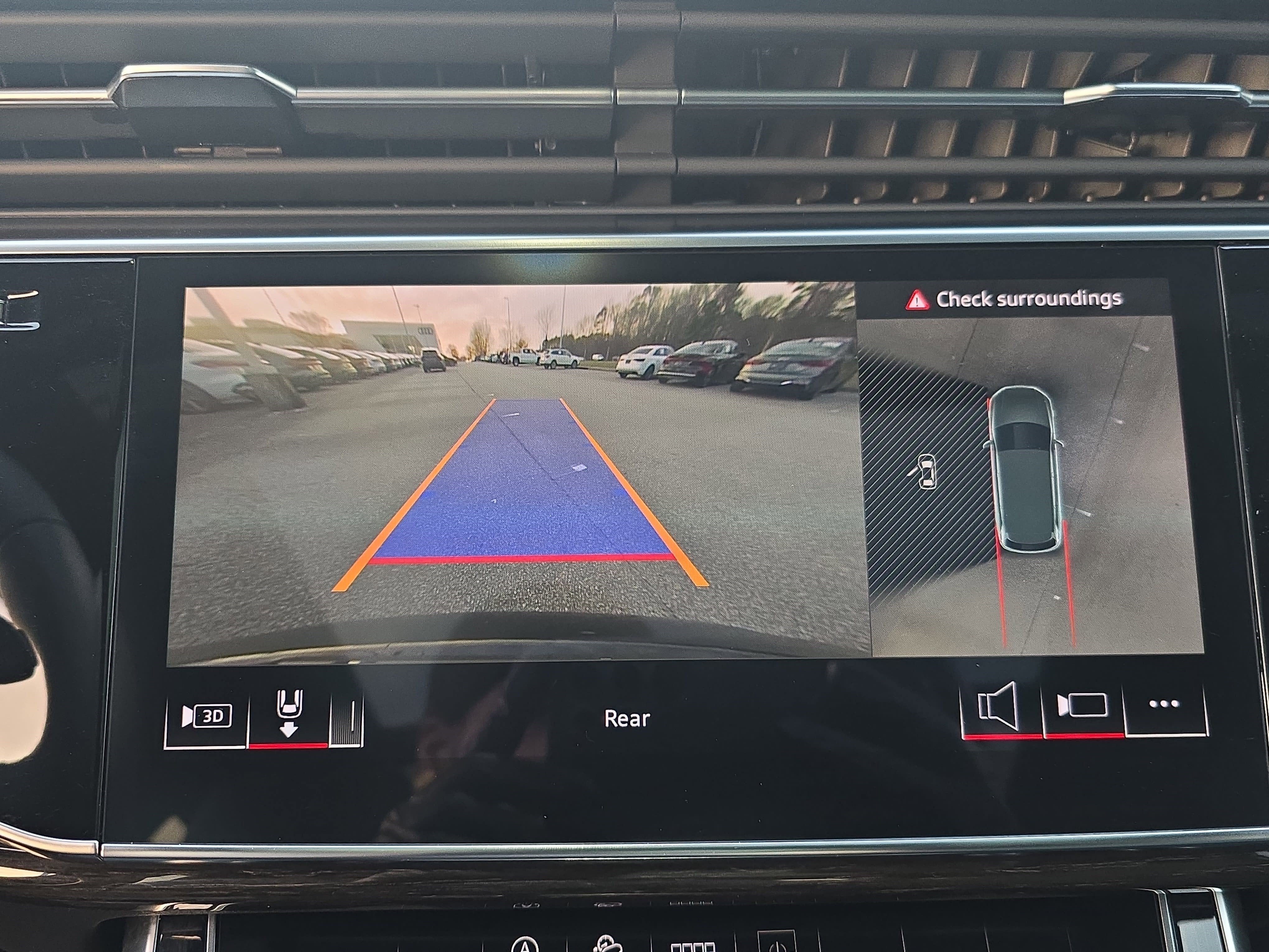 2025 Audi Q7 Premium