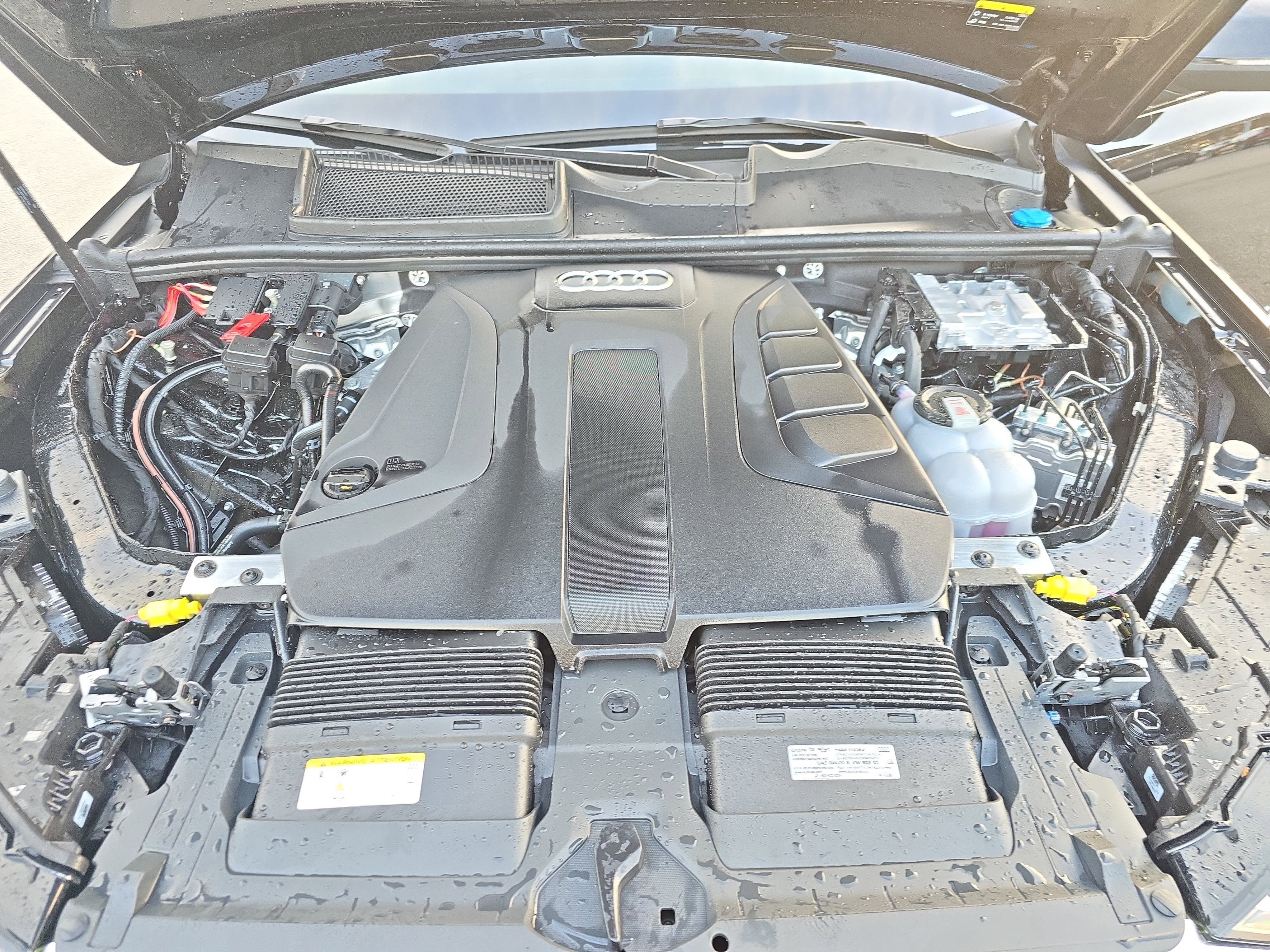 2025 Audi Q7 Premium