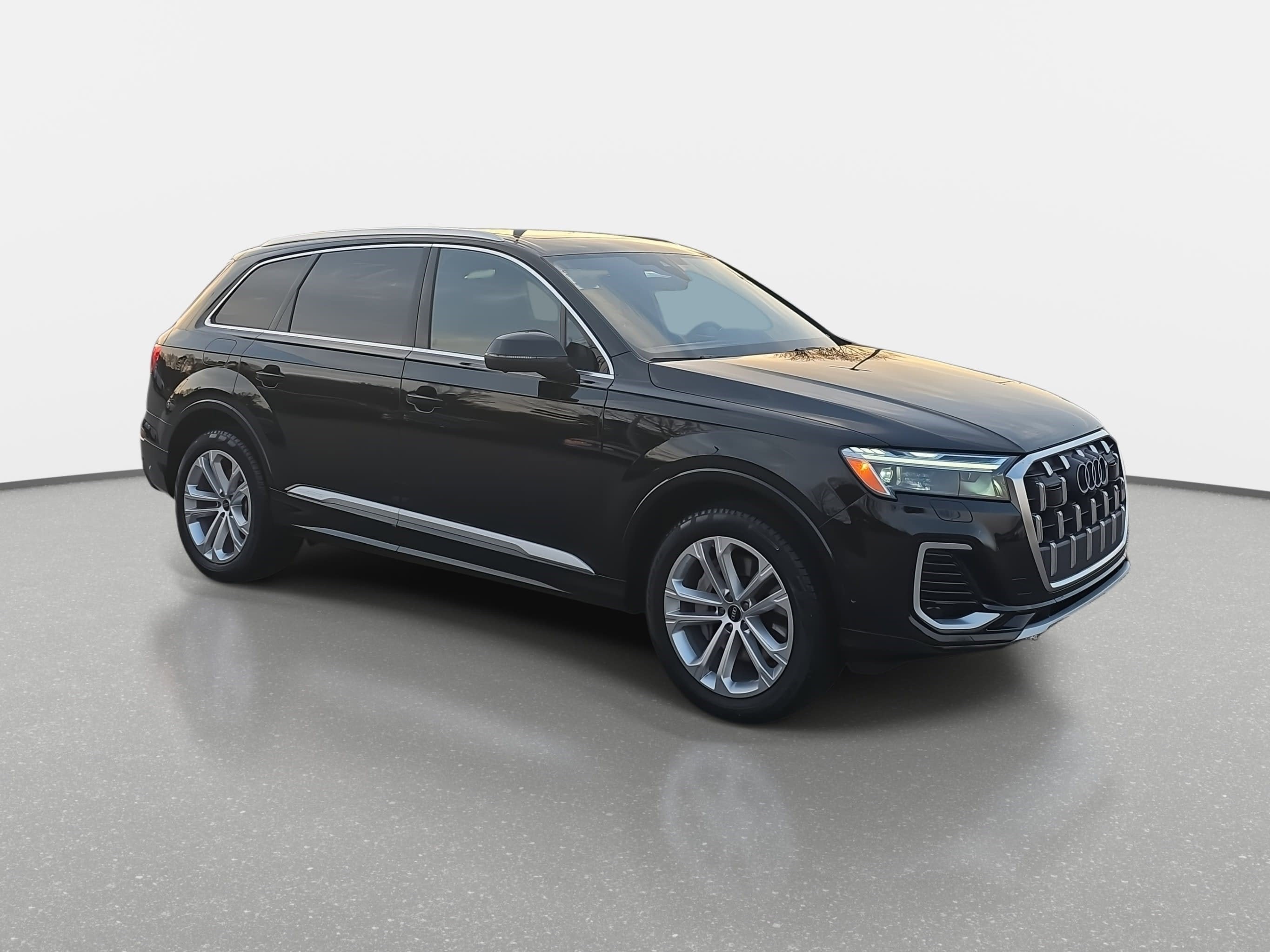 2025 Audi Q7 Premium