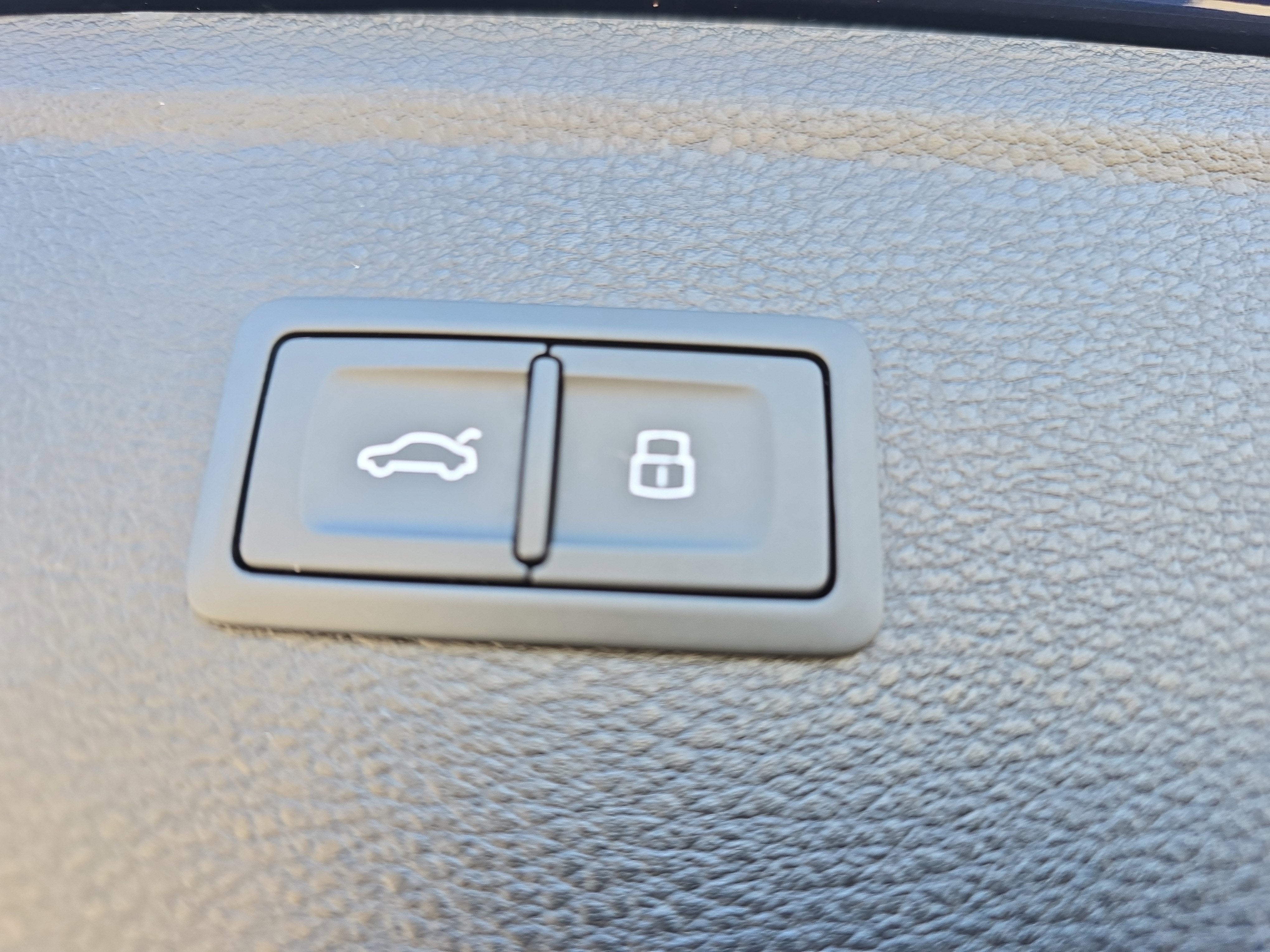 2020 Audi Q5 Titanium Premium